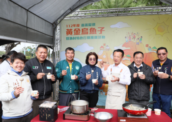▲嘉義黃金烏魚子展售會，縣長翁章梁力推：送禮有面子，請選烏魚子！(圖/嘉義縣政府提供)