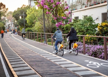 ▲嘉義市政府積極維護「嘉油鐵馬道」安全性及使用品質，打造優質的運動休憩環境。(圖/嘉義市政府提供)