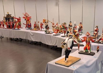 ▲蔡爾容一甲子紙塑工藝展~媽祖繞境陣頭出巡。(圖/雲林縣政府提供)