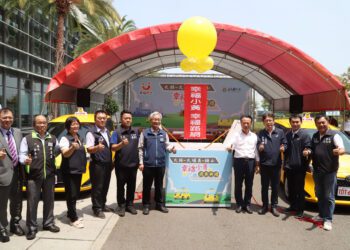 ▲嘉義縣大埔美園區舉辦幸福小黃通車典禮。(圖/嘉義縣政府提供)