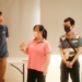 ▲透過講師紀俊麟醫師(左)的帶領，學員學會提前規劃並打造適合自己的退休生活藍圖。(圖/嘉義市政府提供)