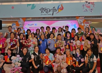 ▲縣府表揚114年度績優長照團體及人員。(圖/雲林縣政府提供)