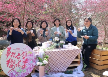 ▲2026草嶺石壁櫻花季2/17-3/1浪漫登場 縣長張麗善:來雲林賞櫻 感受春天氣息。(圖/雲林縣政府提供)