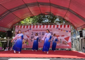 ▲新住民穿上母國服裝展現特色舞蹈。(圖/雲林縣政府提供)