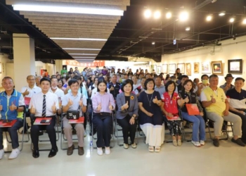 ▲雲林縣萍風藝術學會會員聯展今日開幕，縣長張麗善等人到場共襄盛舉。(圖/雲林縣政府提供)
