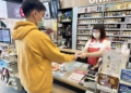 ▲凡符合資格學子們皆可至合作超商兌換午餐。(圖/嘉義市政府提供)