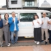 ▲嘉市政顧問林文村(左三)捐贈長照交通車,為嘉義市長照接送服務挹注一份心力。(圖/嘉義市政府提供)