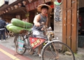 ▲韓國網紅阿燦體驗嘉義太平老街在地風情。（圖/嘉義縣政府提供）